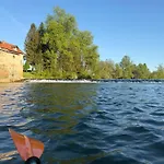 Сasa de vacaciones Big Berry Kolpa - Mir Mobile House