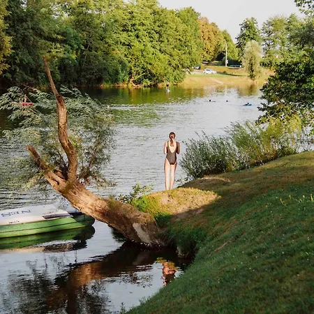 Holiday home Big Berry Kolpa - Mir Mobile House Gradac